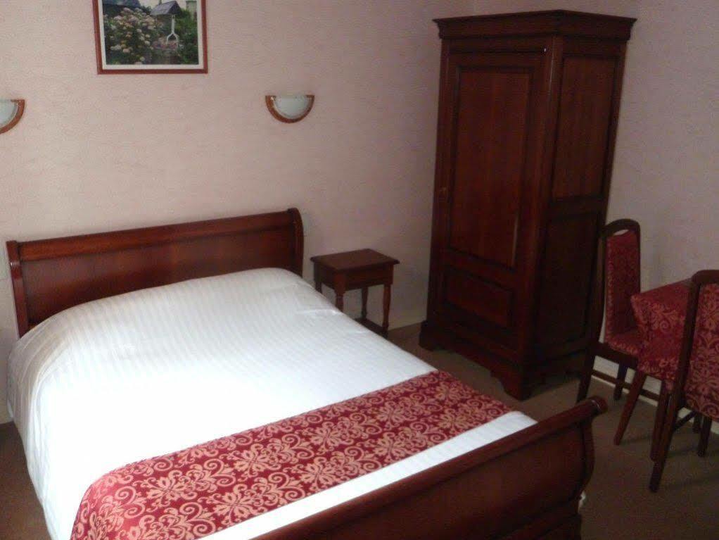 Le Relais De La Rance - Chambres D'Hotes Quedillac Екстер'єр фото