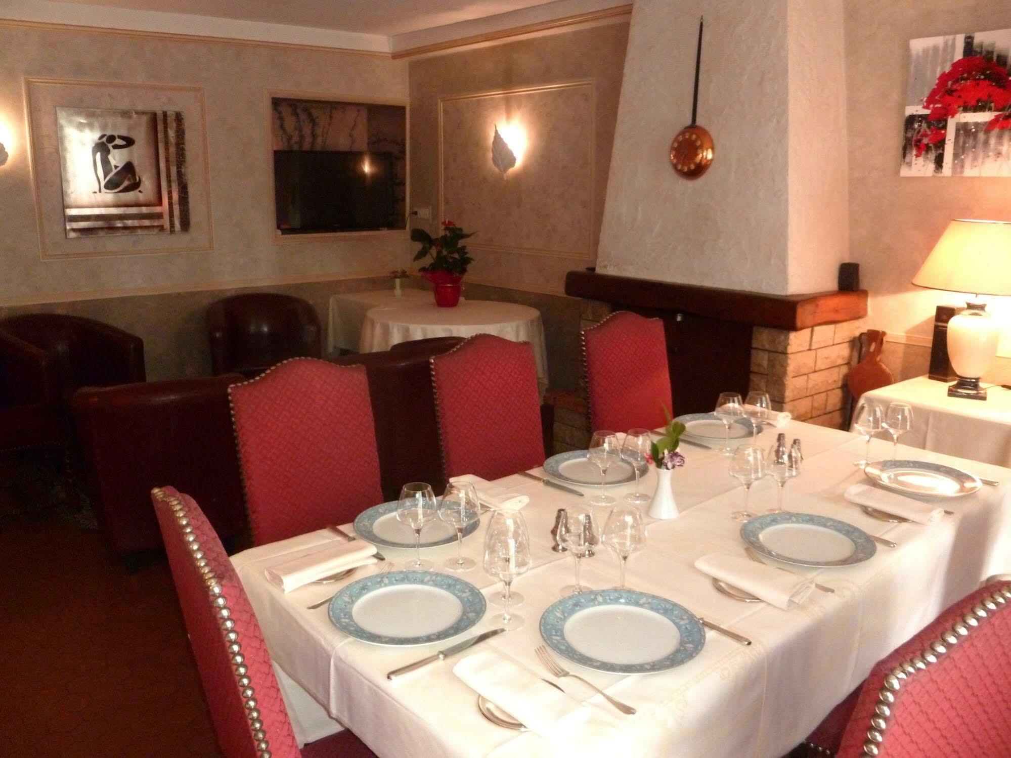 Le Relais De La Rance - Chambres D'Hotes Quedillac Екстер'єр фото